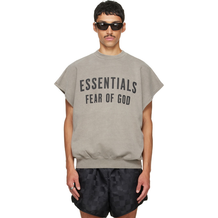 Photo: Fear of God ESSENTIALS Gray Relaxed Fleece Cutoff Sweatshirt