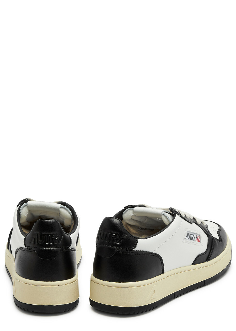 Autry Medalist Leather Sneakers White And Black Autry