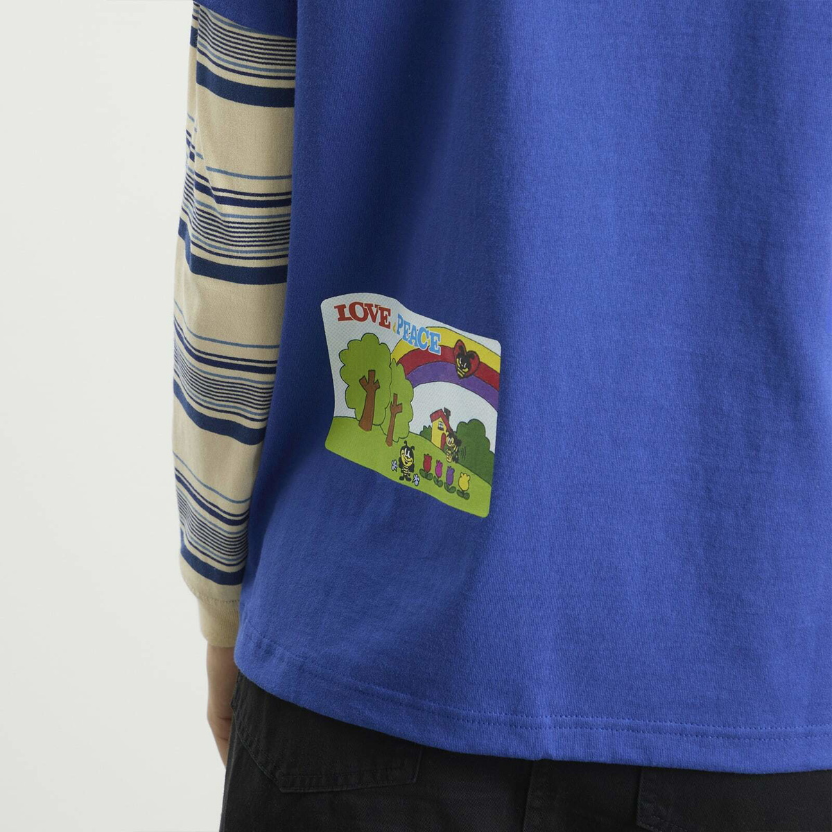 YESEYESEE Women's Y.E.S Dump Sticker Kids T-Shirt in Blue