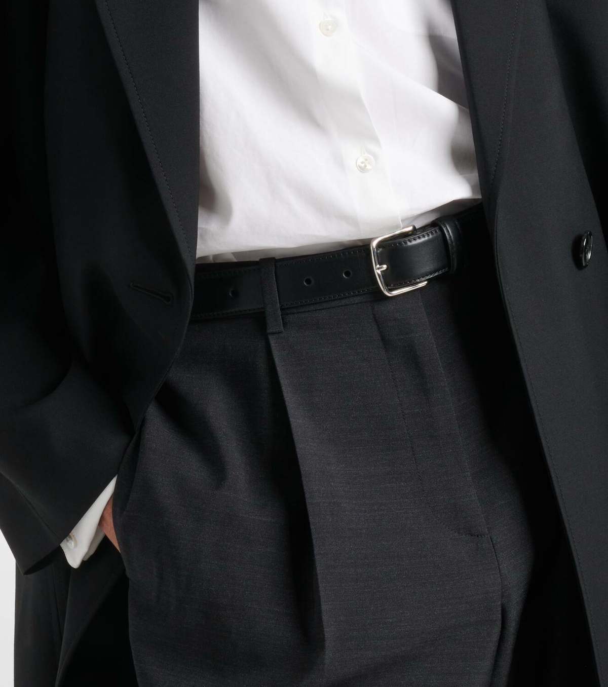 The Row Leather belt