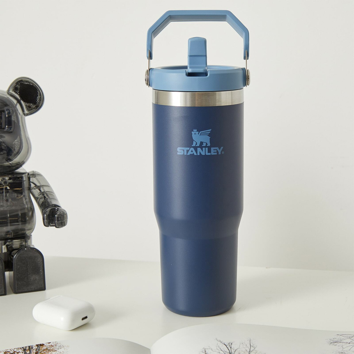 Stanley IceFlow Flip Straw 2.0 Tumbler - 30oz in Navy 