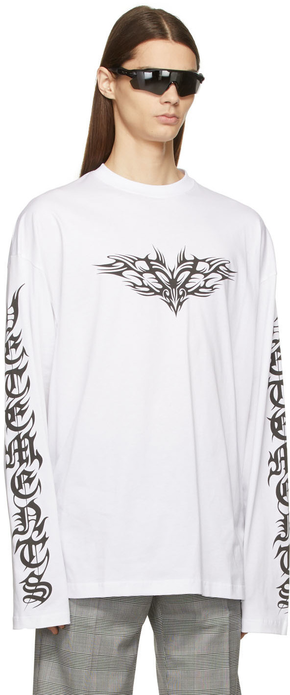 VETEMENTS White Gothic Long Sleeve T-Shirt