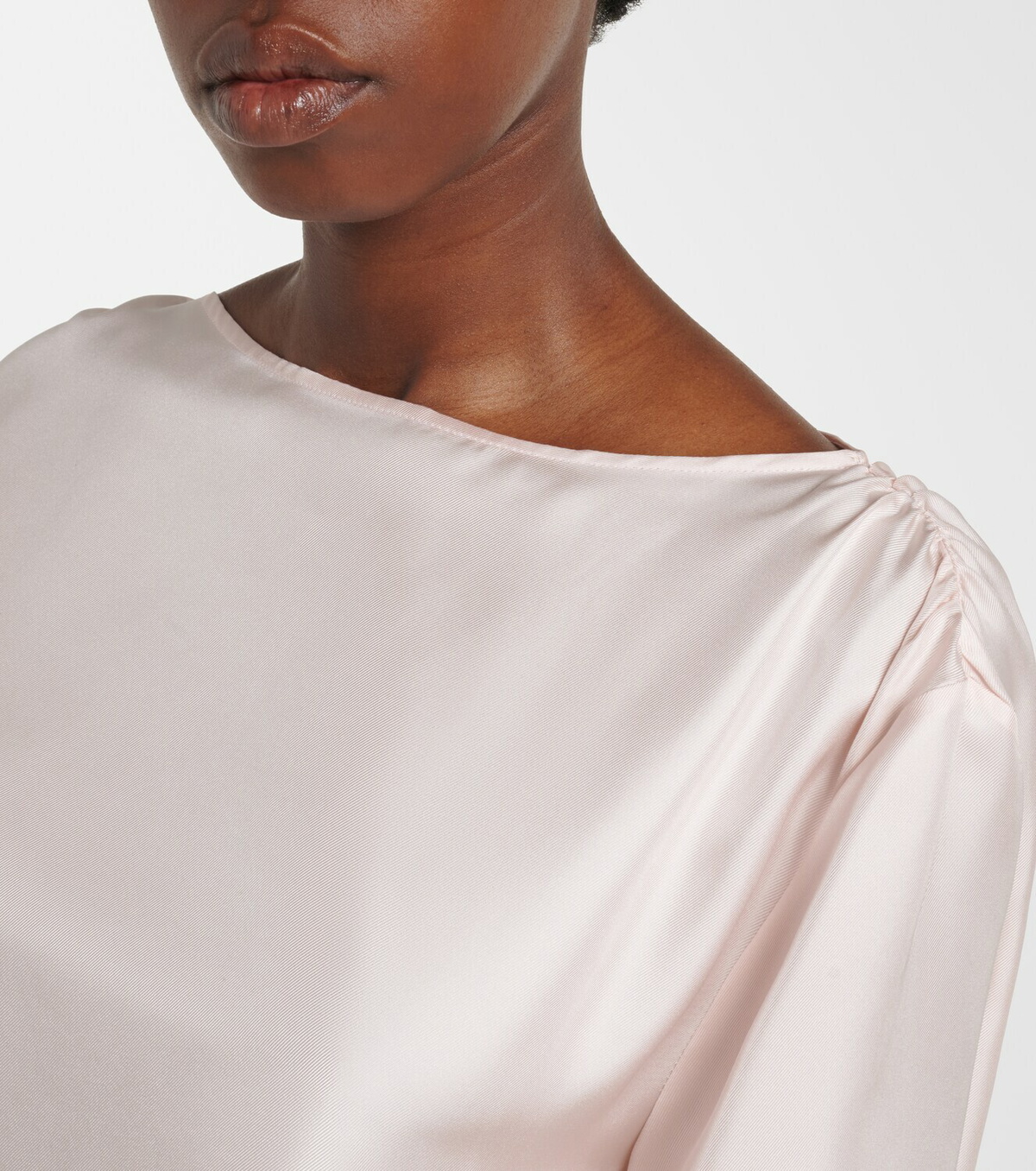 Loulou de Saison Mano silk satin top