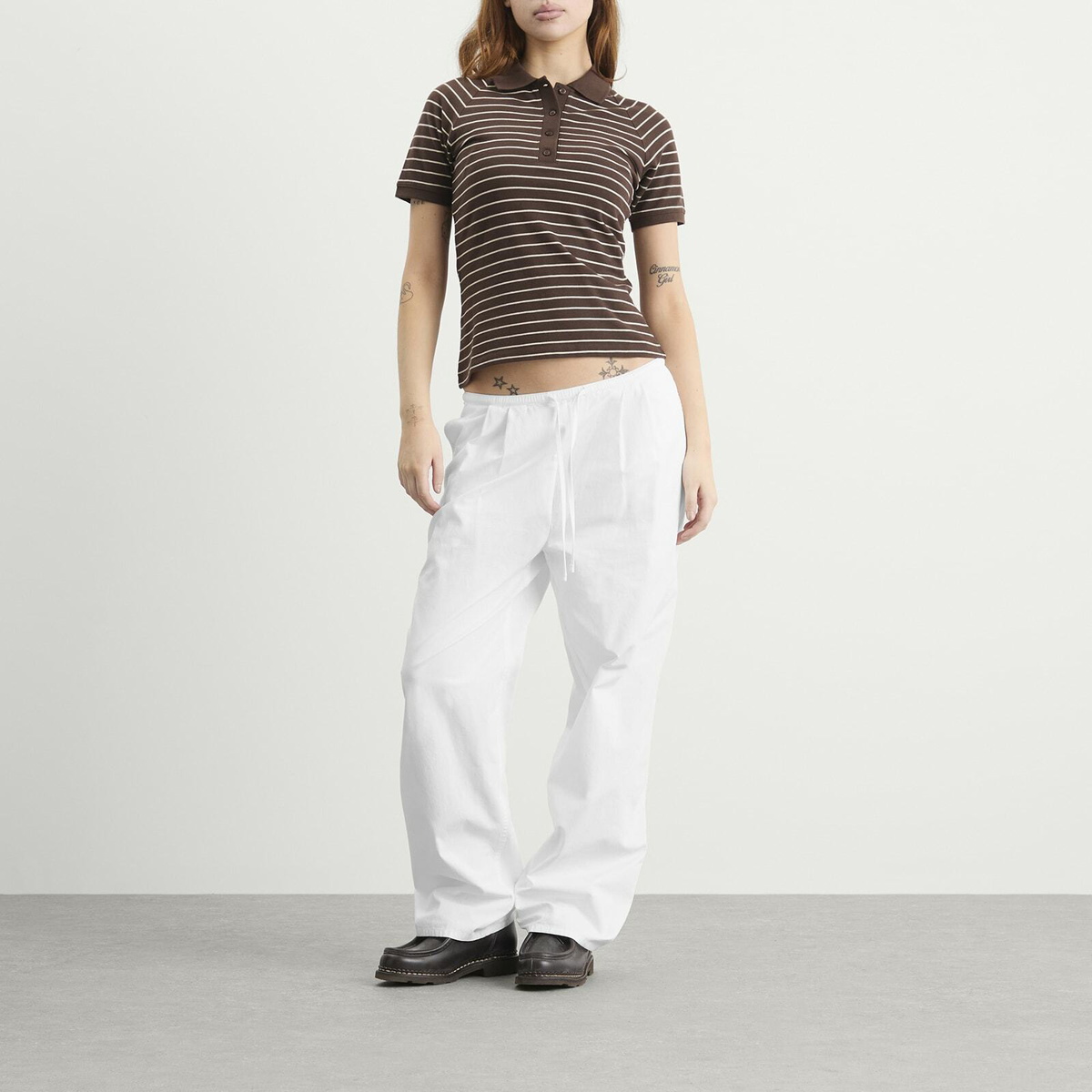 Samsøe Samsøe Women's Samia Short Sleeve Polo Top in Coffee Brown Stripe