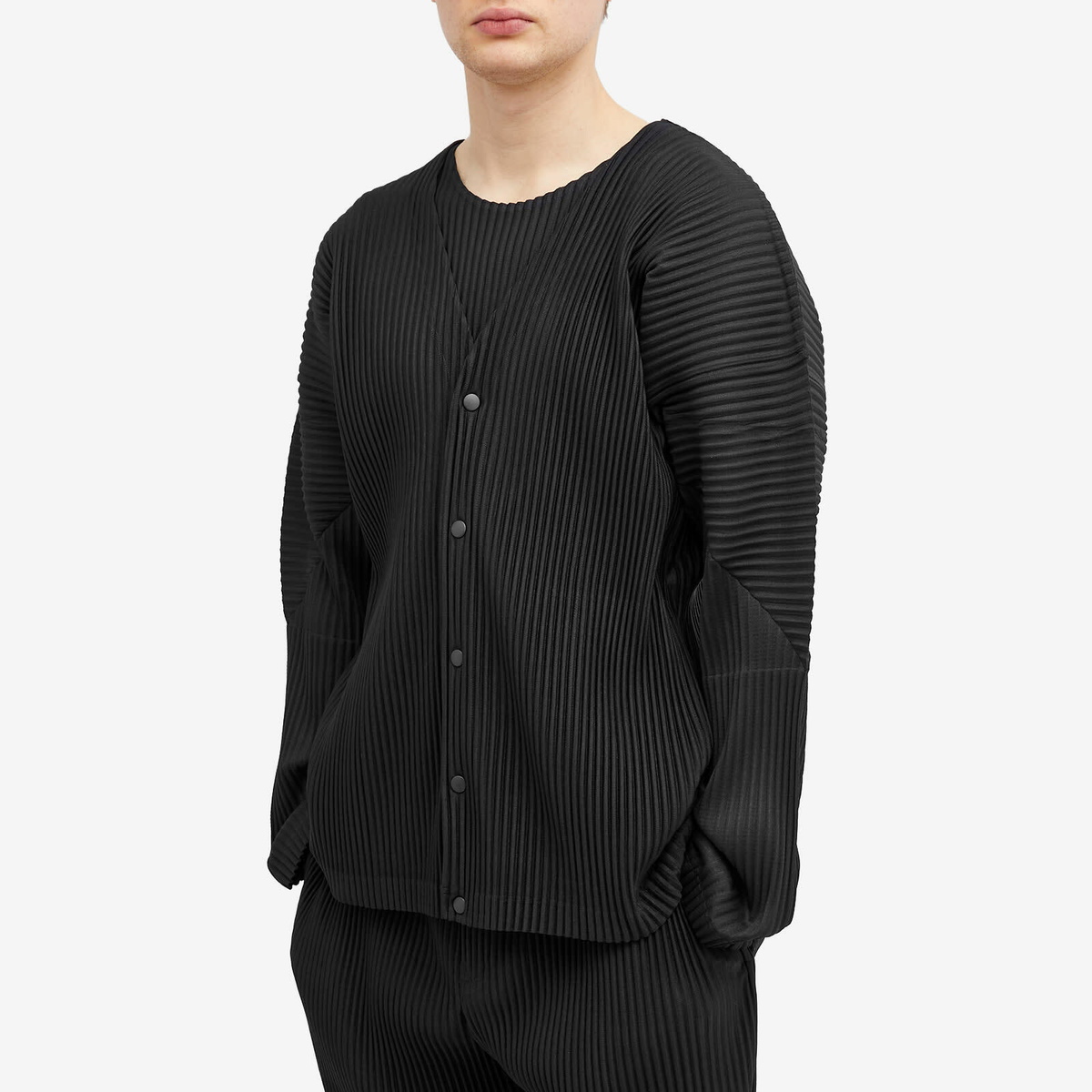 Homme Plissé Issey Miyake Men's Pleated Cardigan in Black