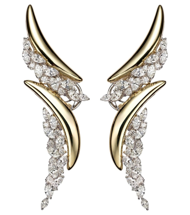 Photo: Yeprem Golden Strada 18kt gold earrings with diamonds