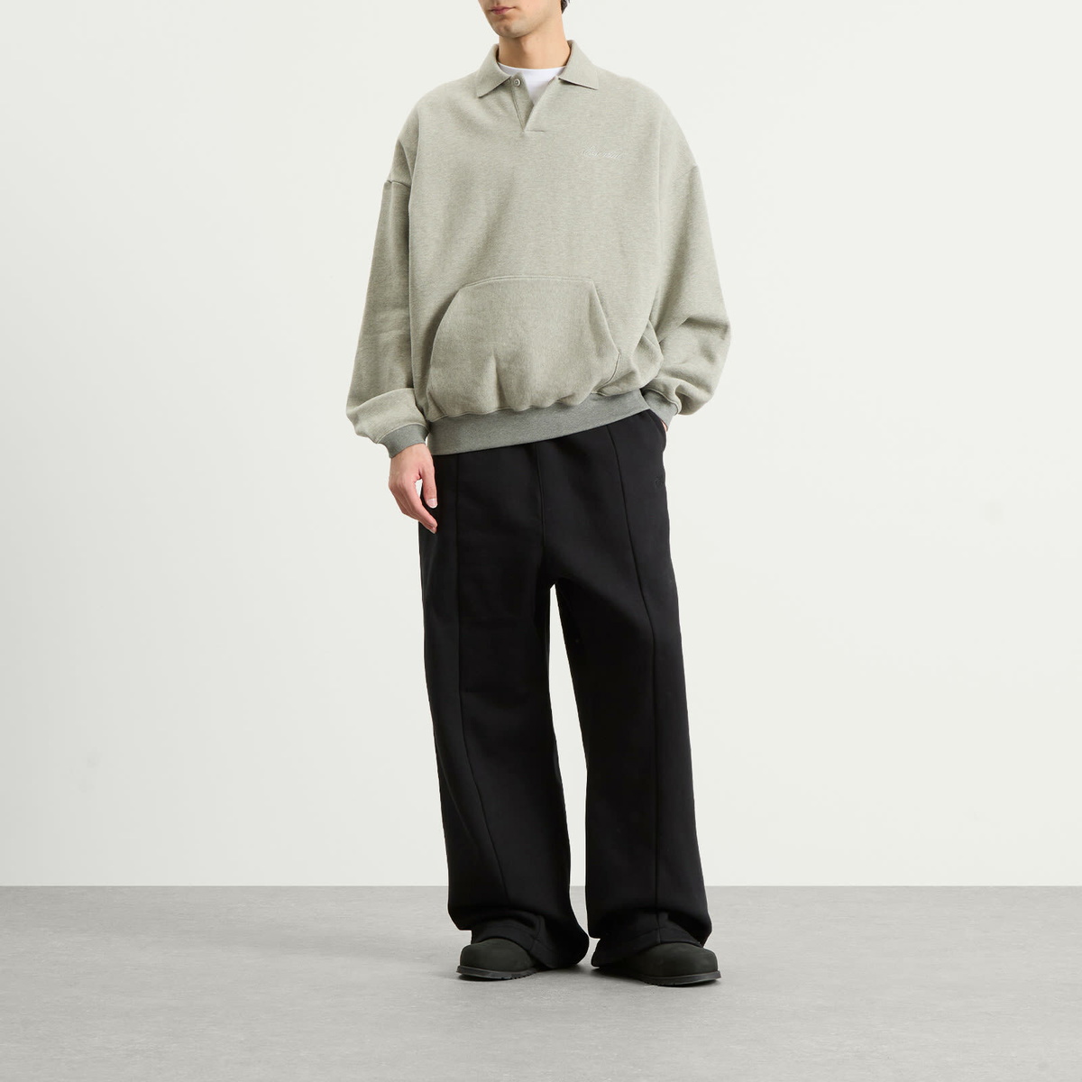 Fear of God ESSENTIALS Men's Signature 90s Polo Sweatshirt in Concrete Heather