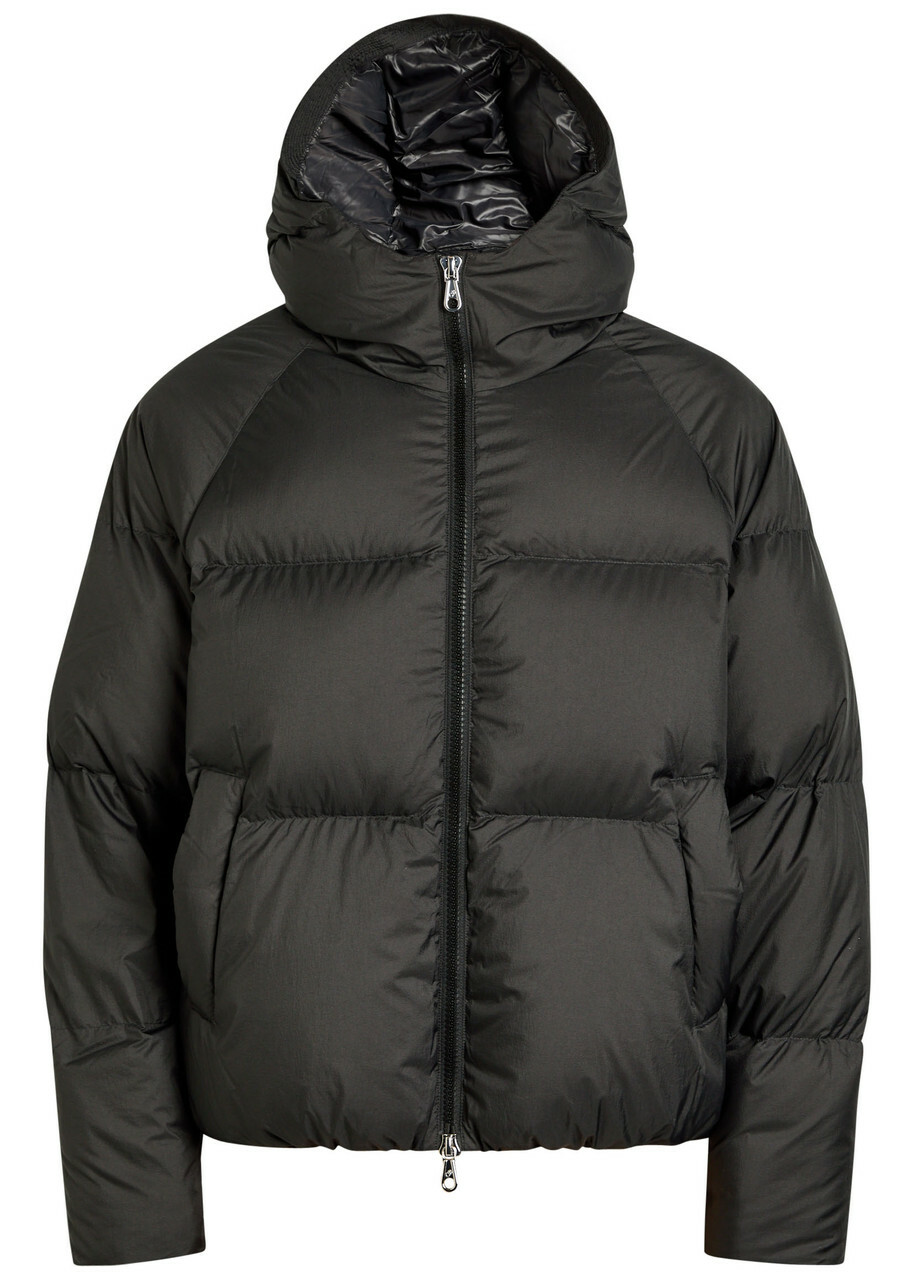 ISAORA Reversible Grey and Black Panel Zip-Up Jacket ISAORA Reversible Grey and Black Panel Zip-Up Jacket