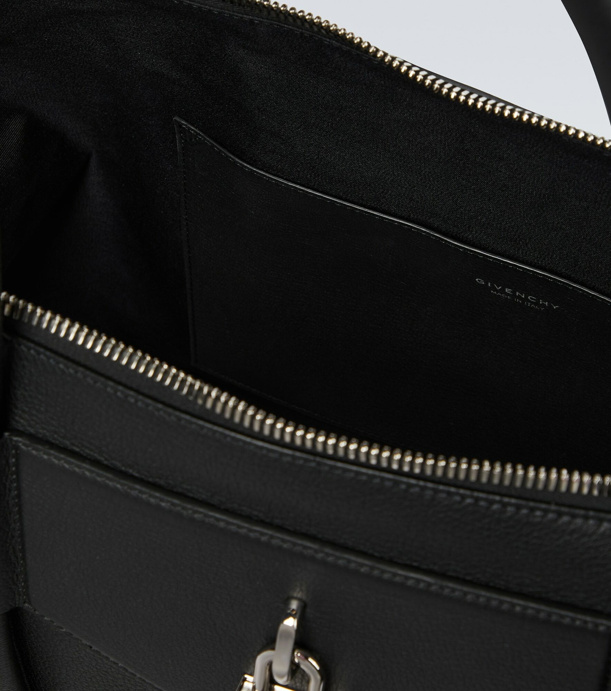 Givenchy - Antigona large weekender bag Givenchy