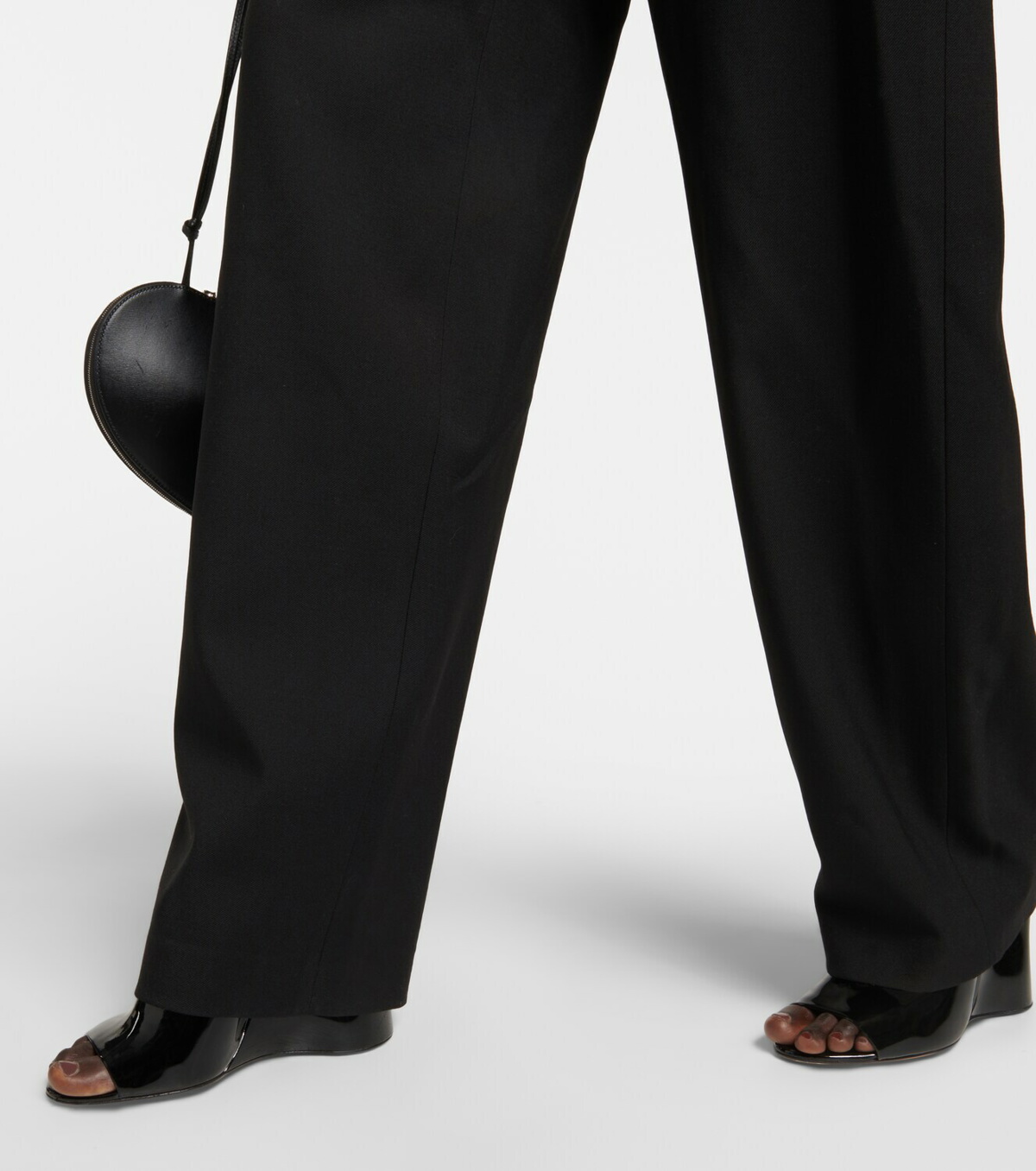 ALAÏA Women's Black Belted Trousers