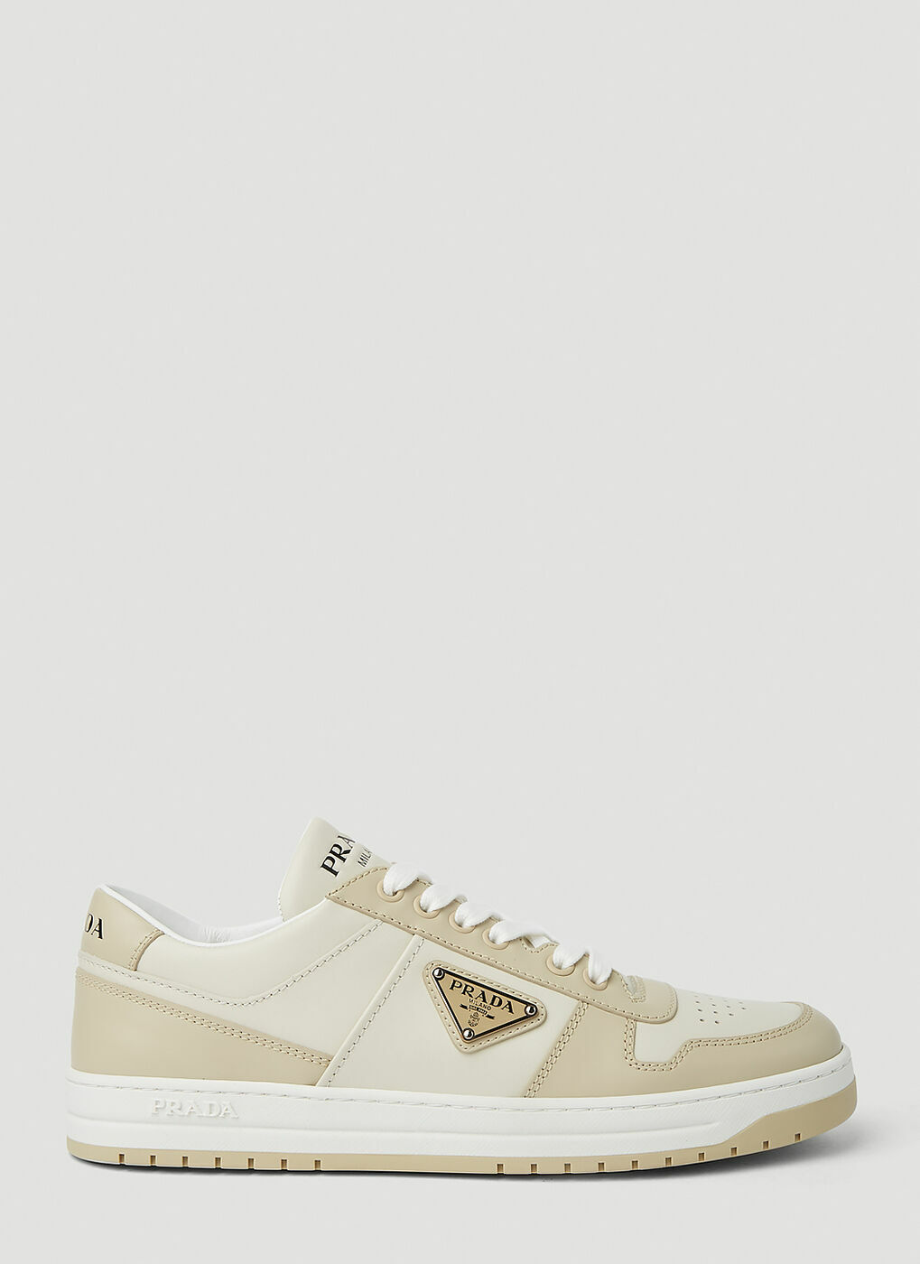 【関税&送料込】Prada White Leather Downtown Sneakers White Downtown leather sneakers | PRADA