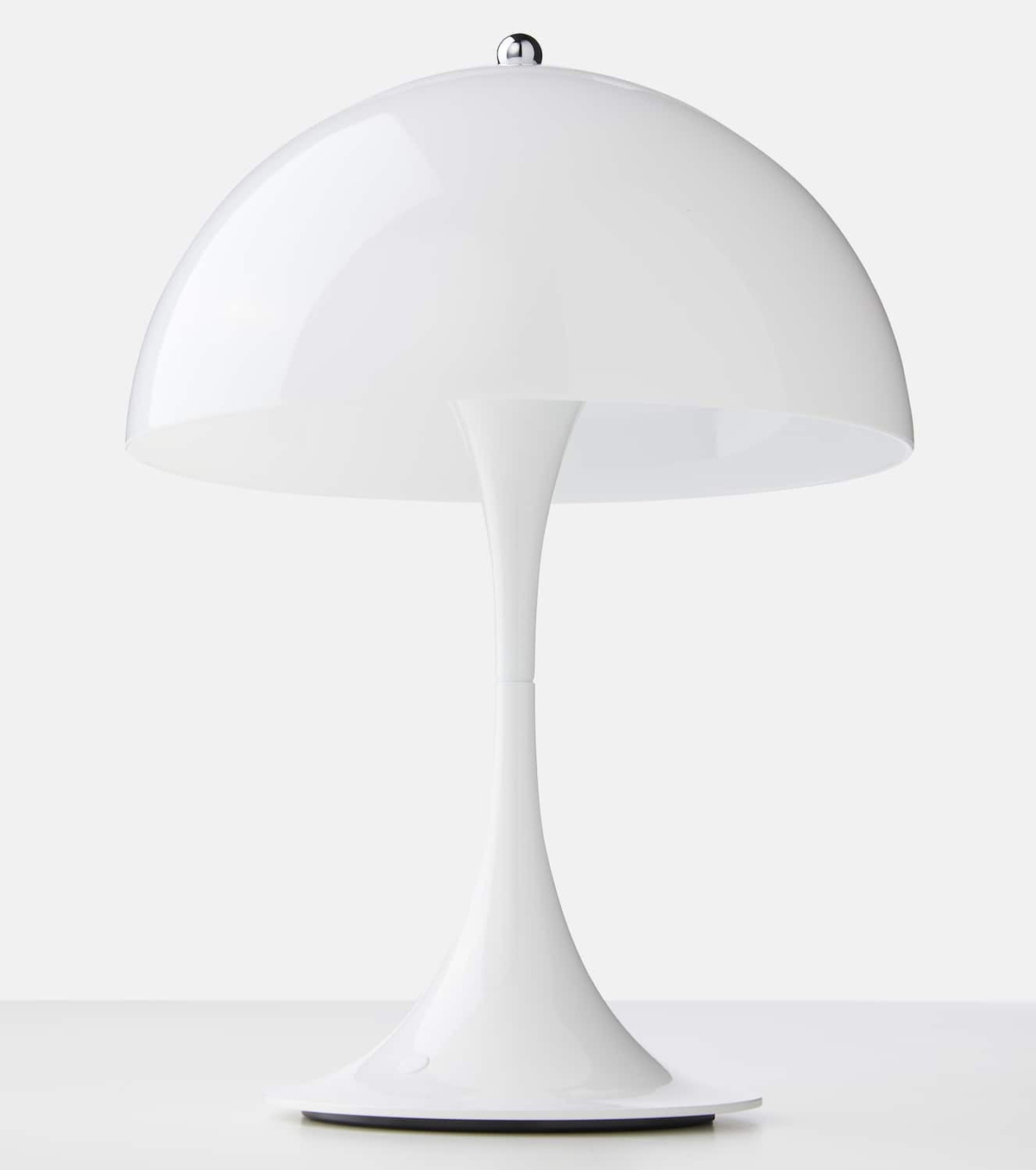 Louis Poulsen Panthella 250 portable lamp by Verner Panton