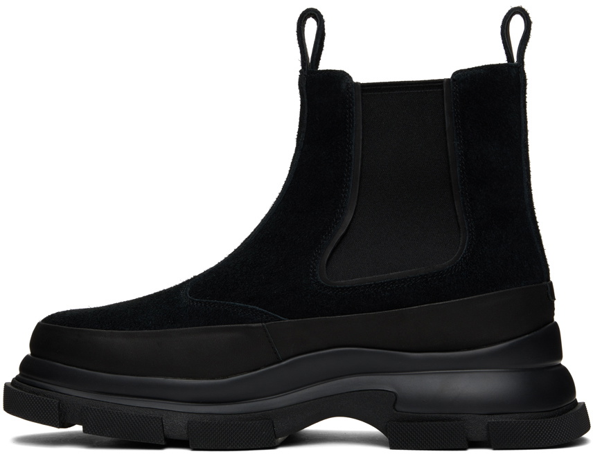 both Black Gao Eva Chelsea Boots both