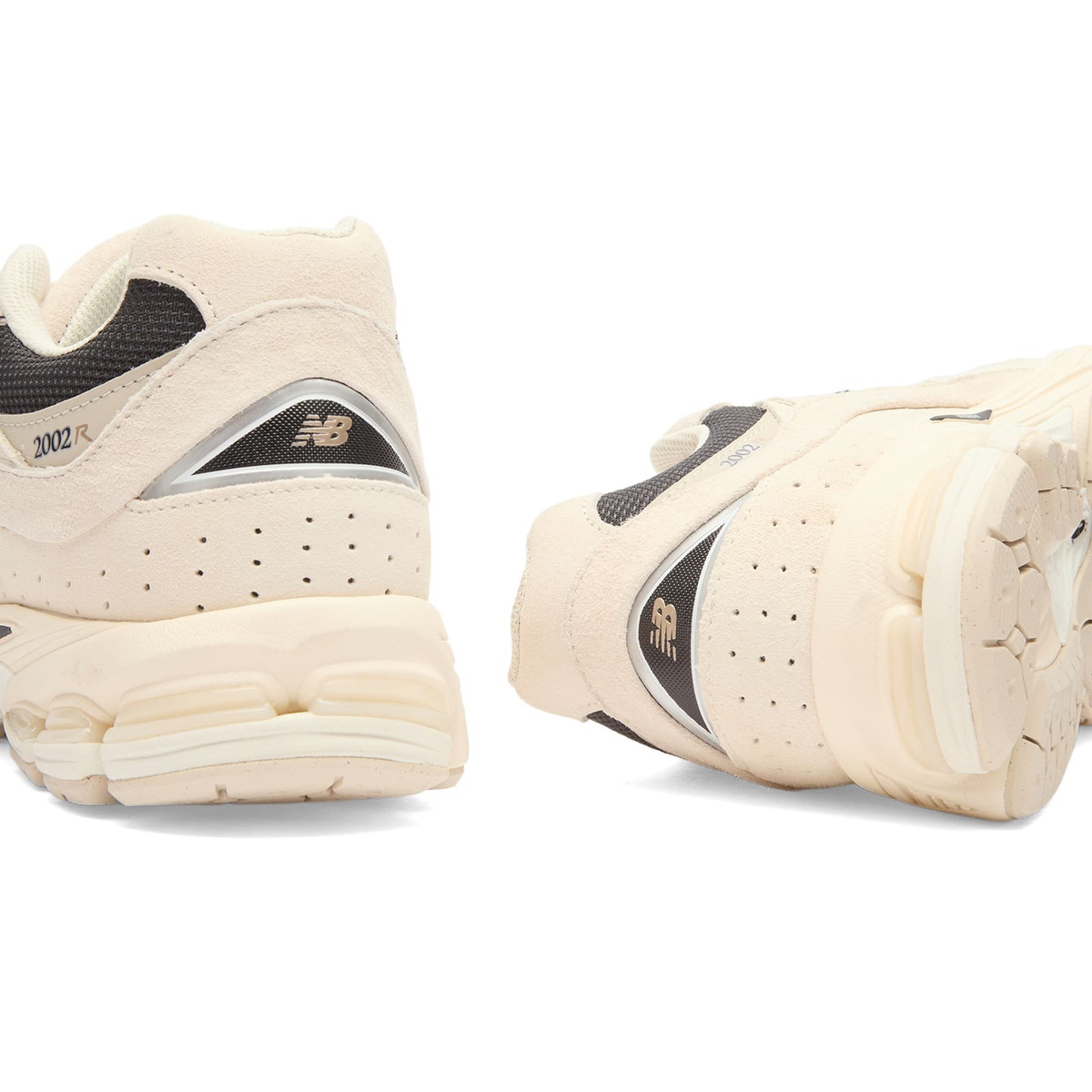 New Balance 2002R Sneaker in Arid Stone