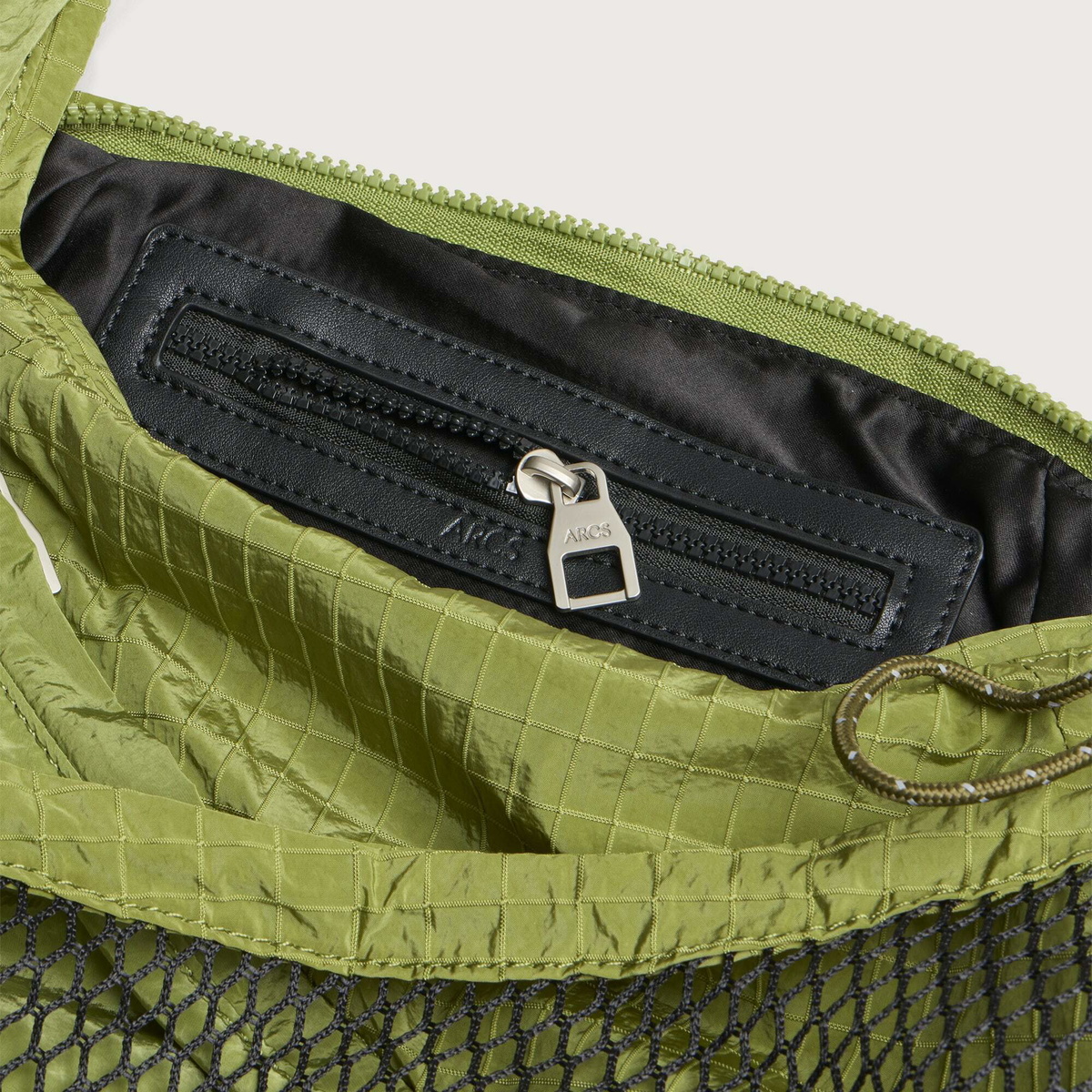 ARCS LITTLE HEY Sling Bag in Canopy Criss-Cross