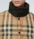 Burberry - Kenwick checked down vest