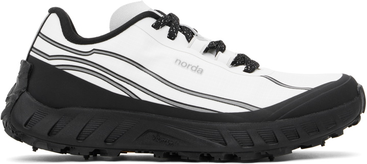 Photo: Norda White 002 Sneakers