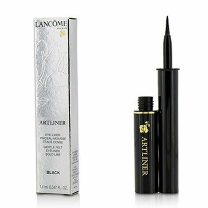 Photo: Lancome / Artliner Black .04 oz