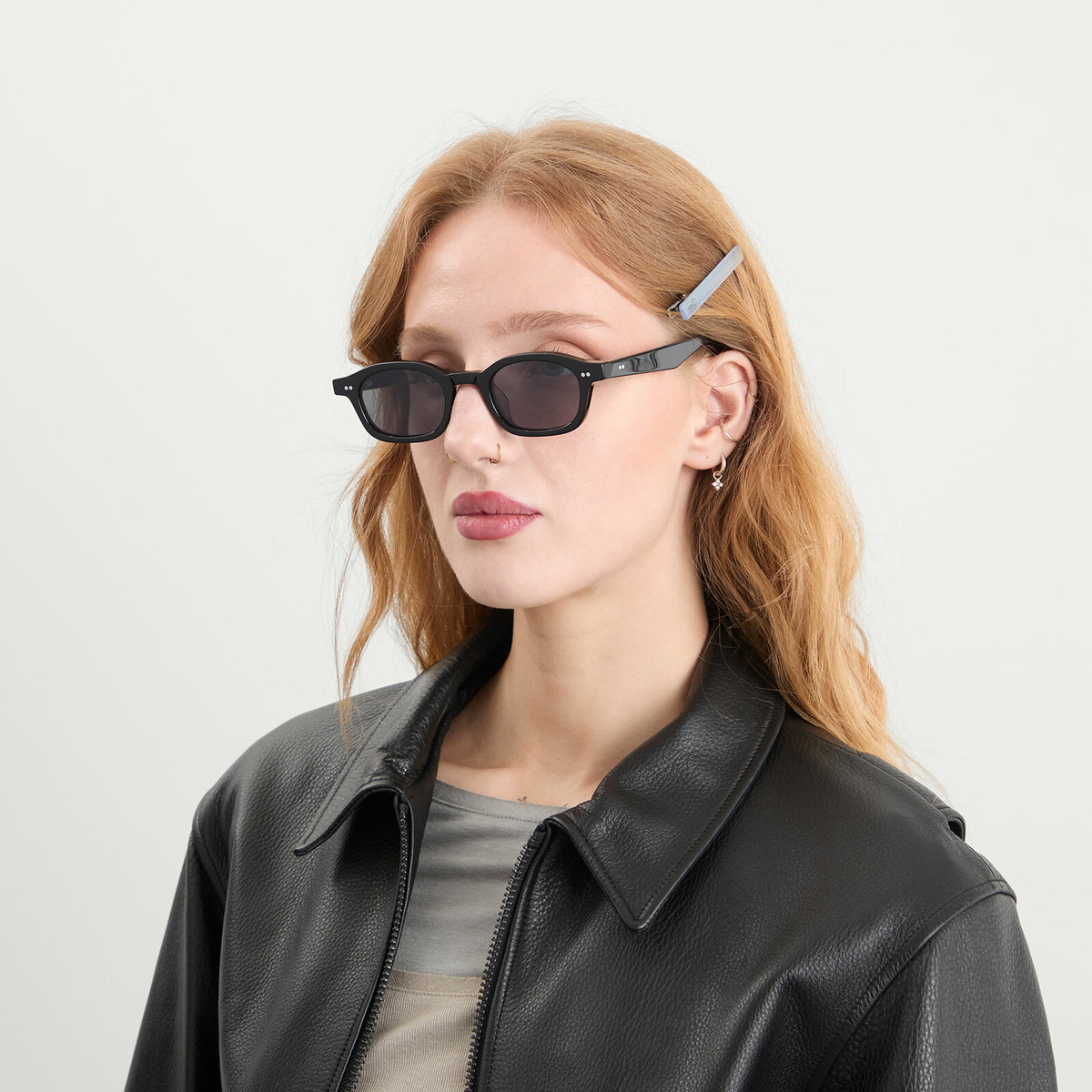 AKILA Ceres Sunglasses in Black 