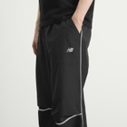 New Balance Men's Elusive Shell Pant in Black