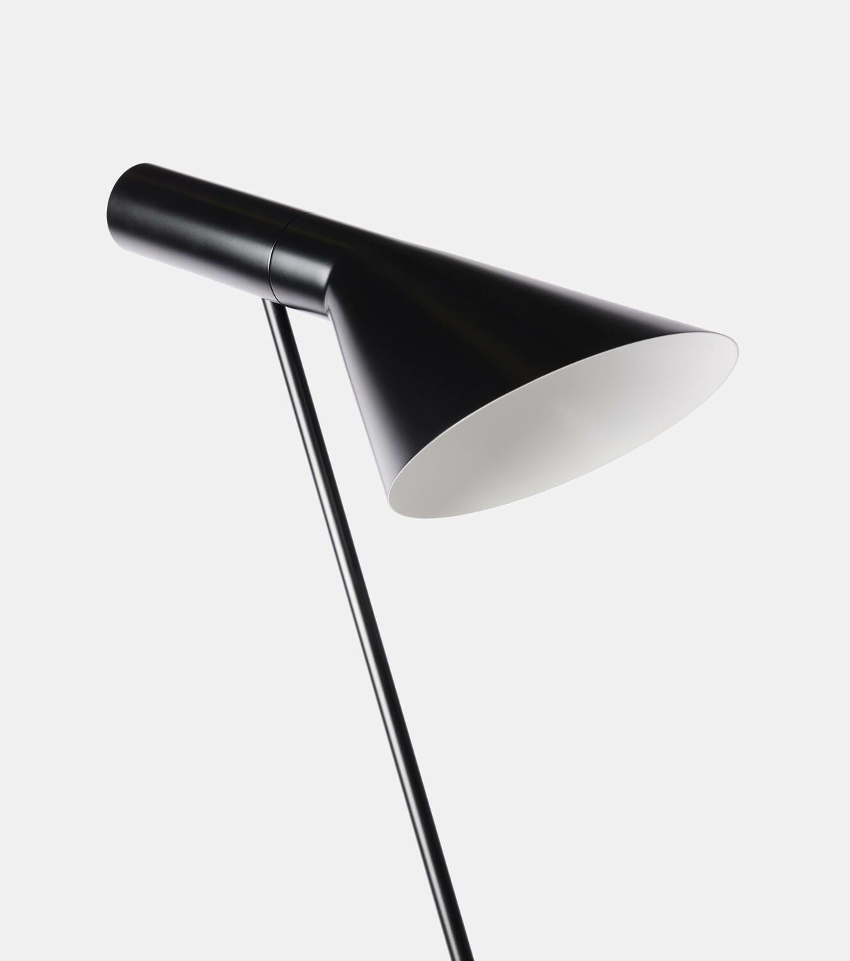 Louis Poulsen AJ floor lamp by Arne Jacobsen (US plug)