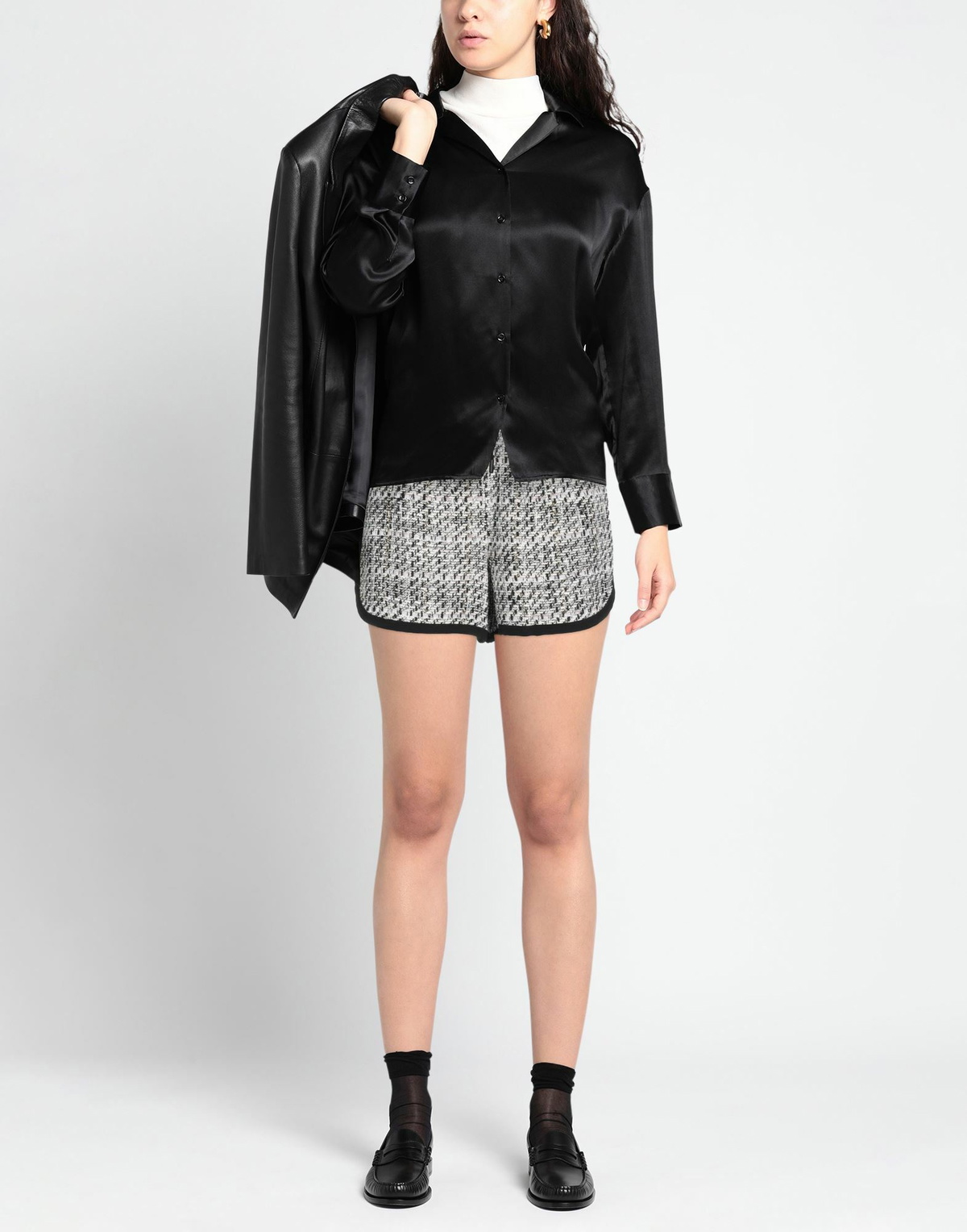 Maje Womens Shorts & Bermuda Shorts in Black