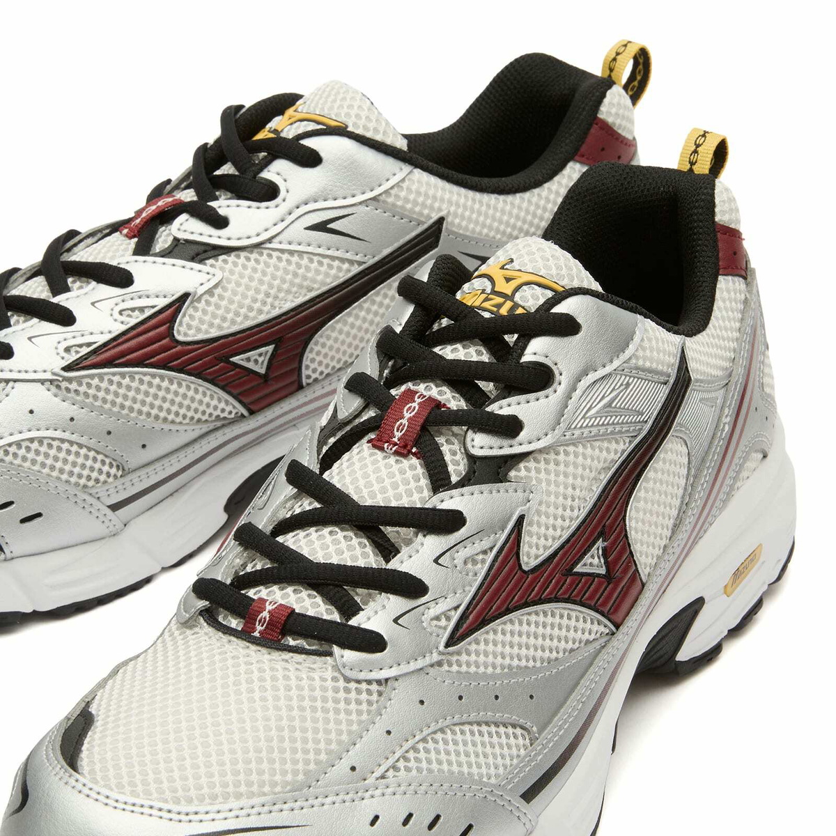 Mizuno MXR "SPORT" Sneaker in Nimbus Cloud/Syrah/Silver