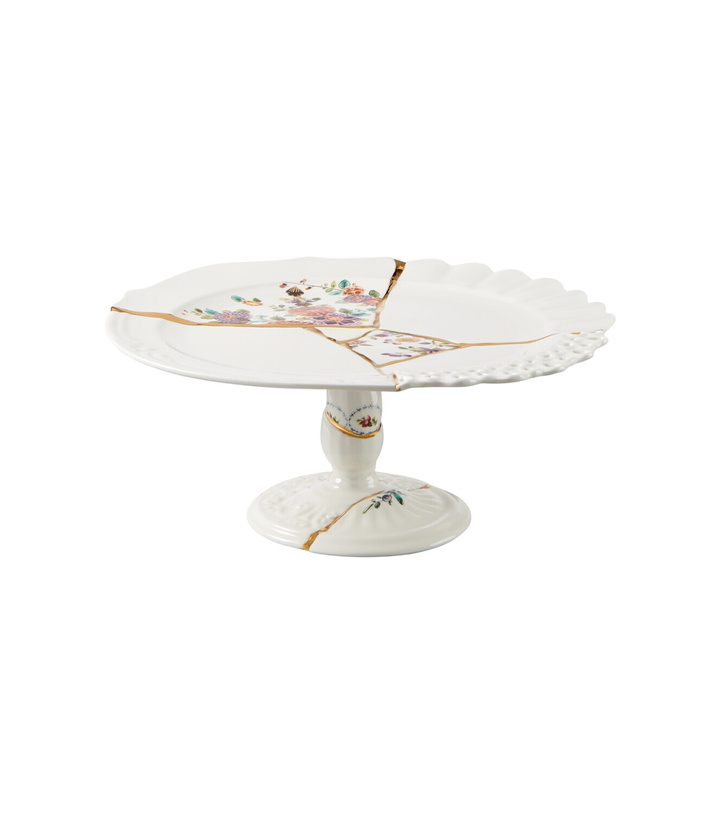 Photo: Seletti Kintsugi gold-plated porcelain cake stand