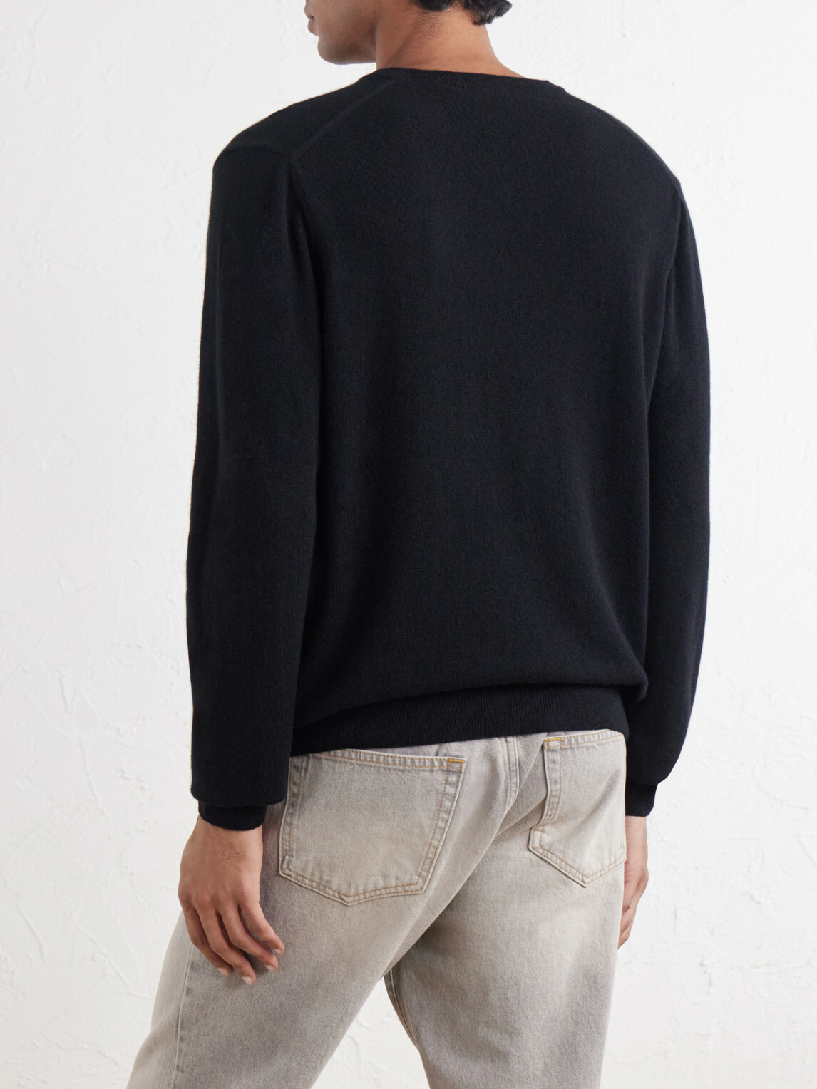 Sunspel - Cashmere V-Neck Sweater - Black