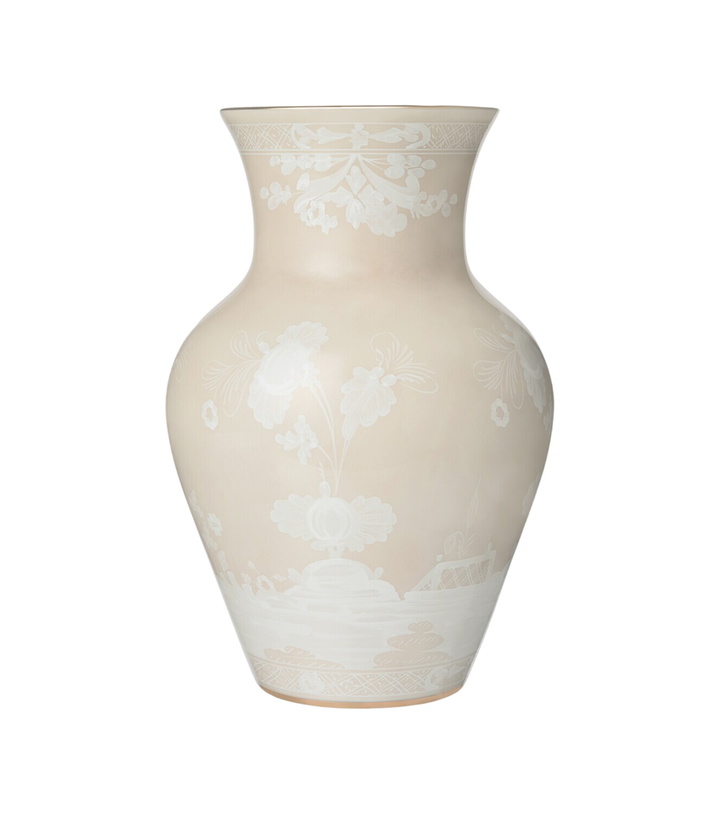 Photo: Ginori 1735 Oriente Italiano Ming porcelain vase