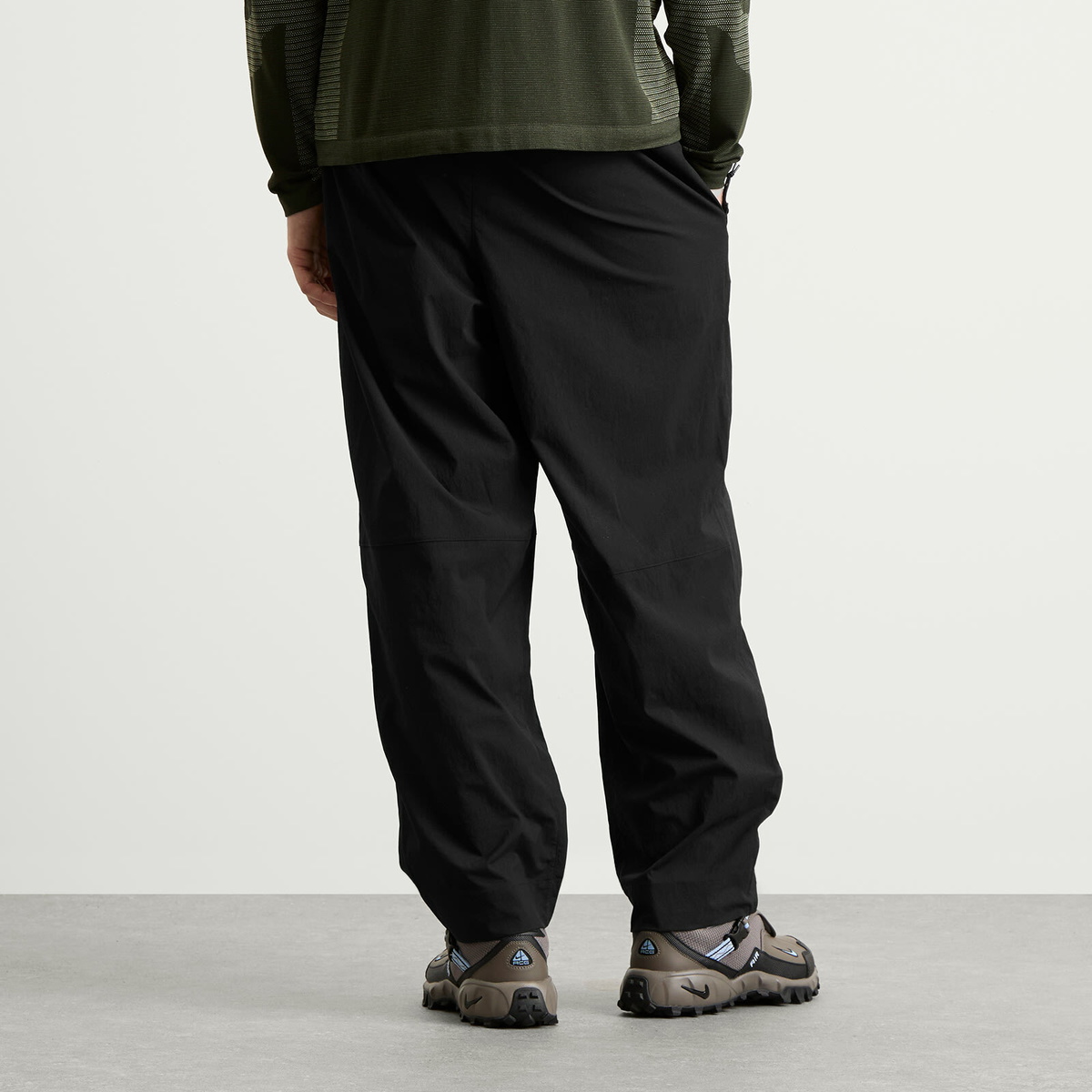 Nike Men's ACG Black Iguana Pant in Black/Summit White Nike