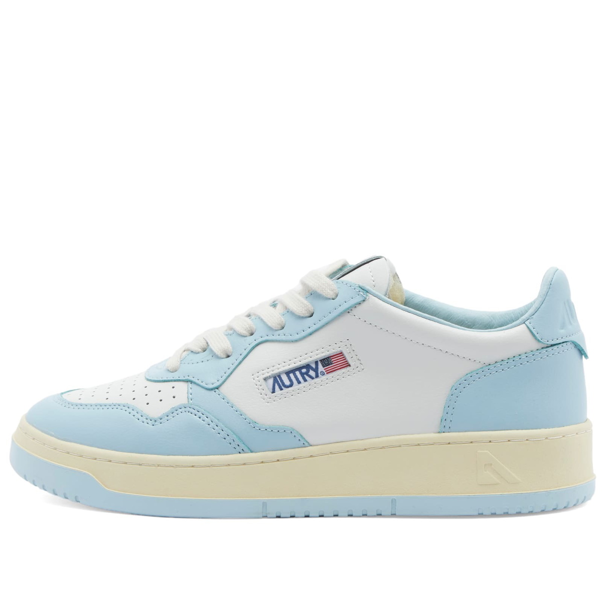Autry Women's Medalist Low Sneakers in White