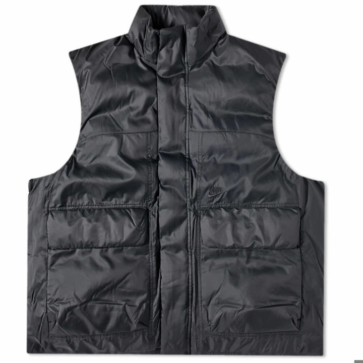 Photo: Nike Men's Tech Pack Insulated Woven Vest in Black