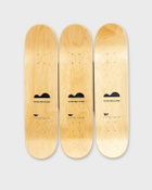 The Skateroom Mickalene Thomas Din Avec La Main Dans Le Miroir Et Jupe Rouge Multi Home Deco