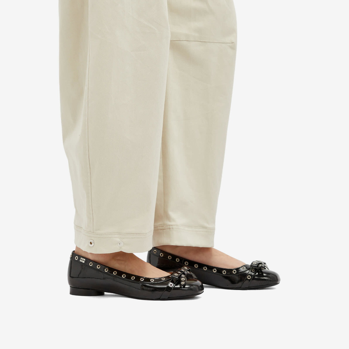 靴 Eyelets Bow Ballerina Naplack GANNI GANNI Women's Eyelets Bow Ballerina Naplack in Black GANNI