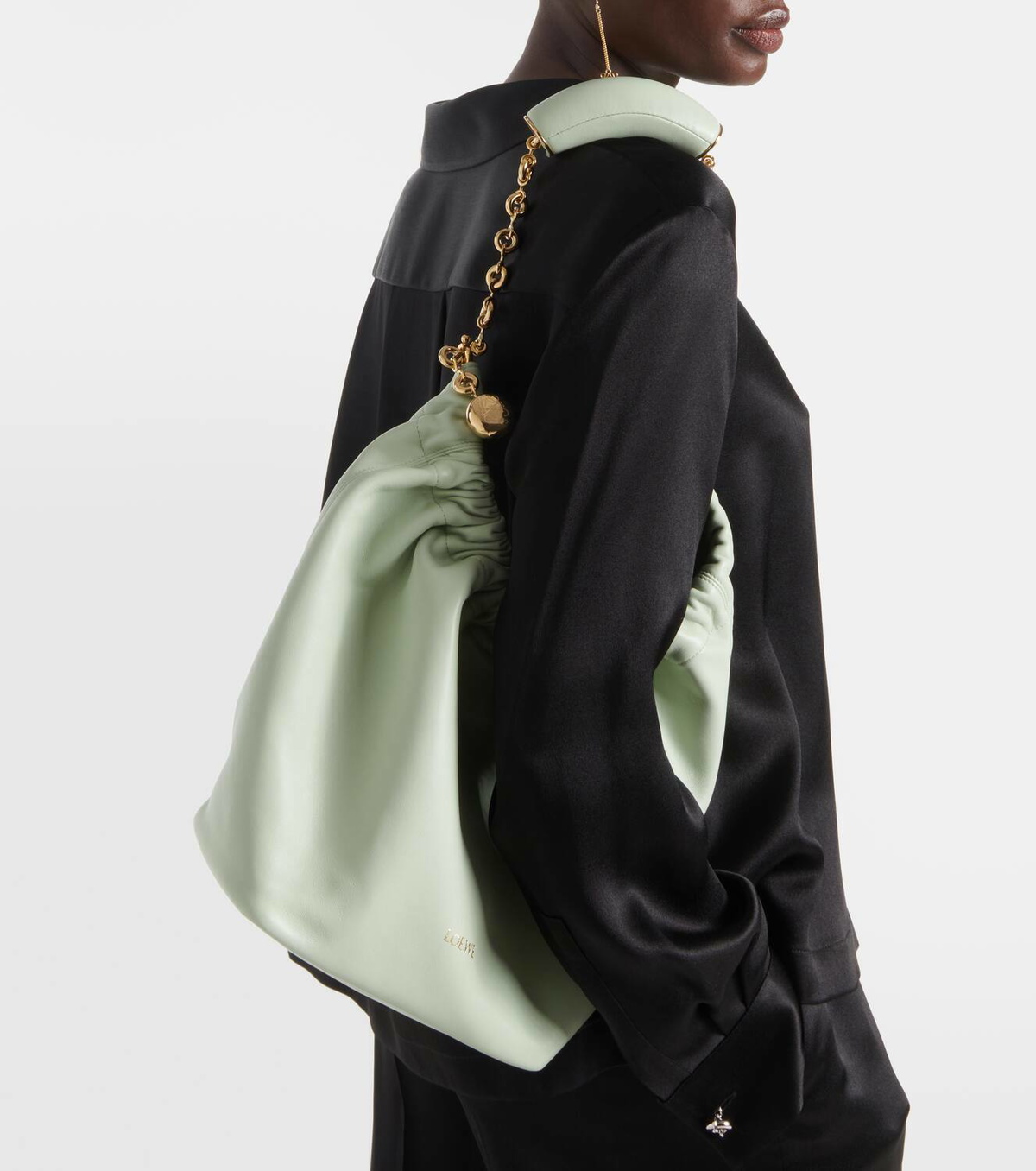 Loewe Squeeze Small leather shoulder bag Loewe