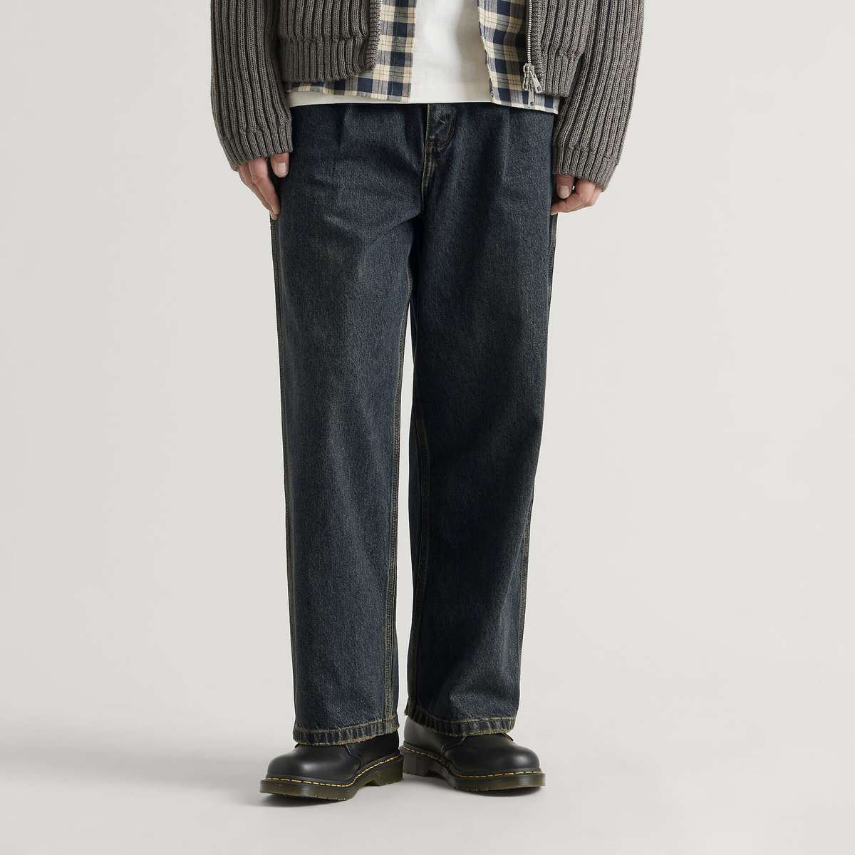 Larriet Men's Frederick Pleated Denim Jeans in Dirty Indigo