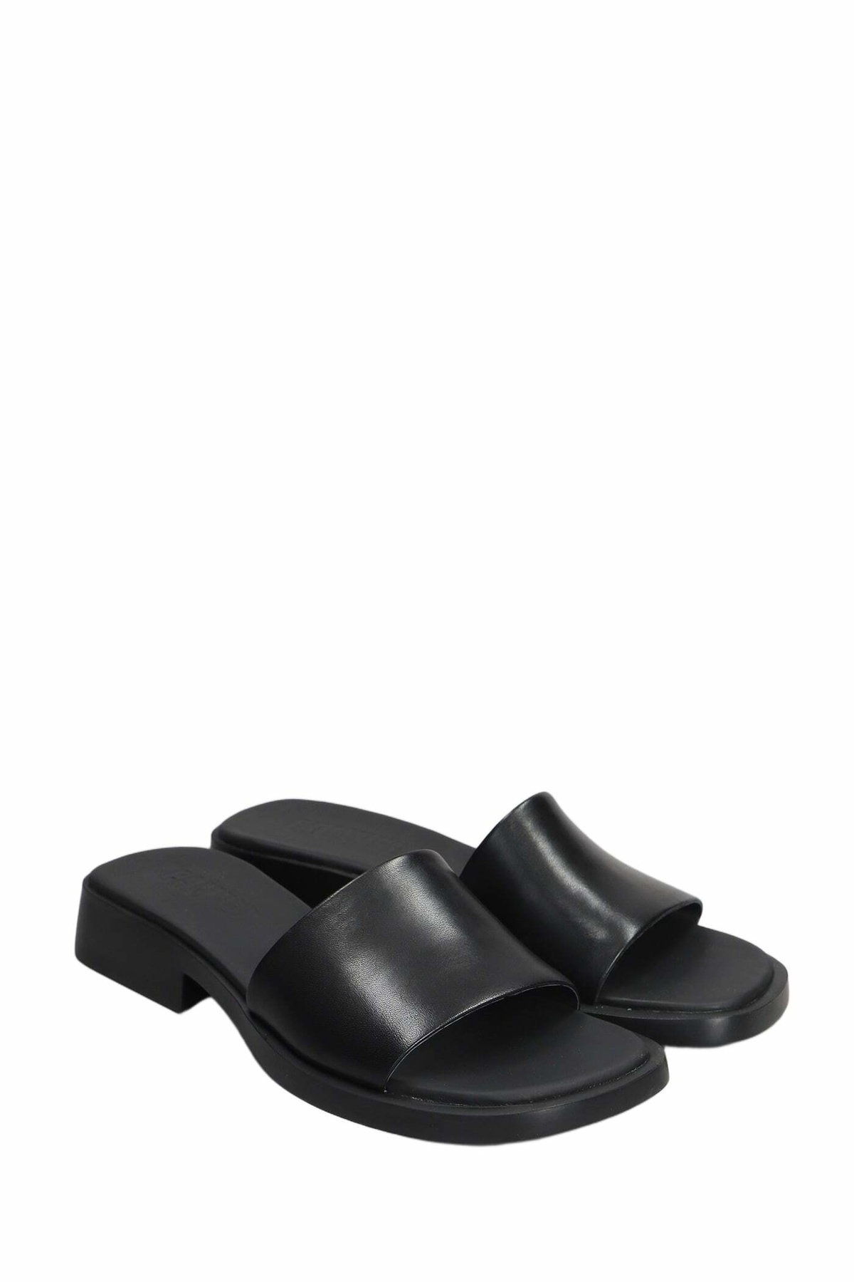 Camper Dana Flats In Black Leather