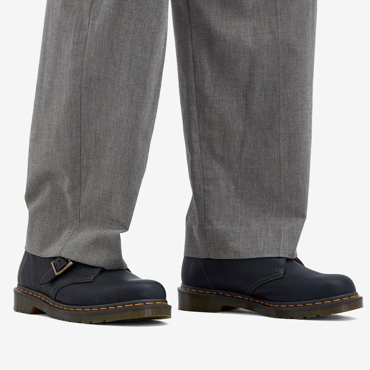 Dr. Martens Men display picture 1