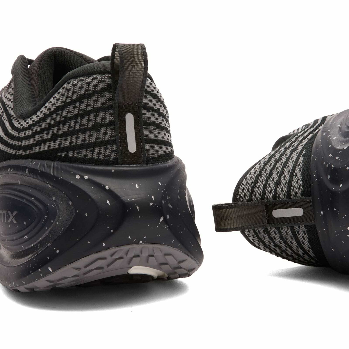 Nike Vomero Plus Speckle Sneaker in Anthracite/Chrome/Blue