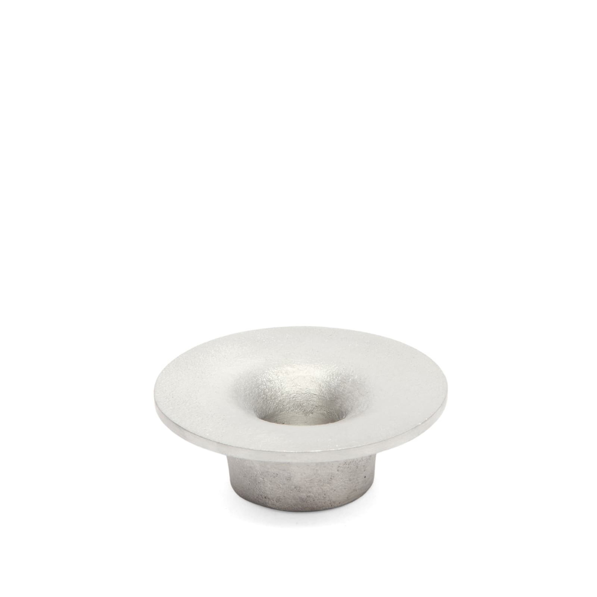 ferm LIVING Soothe Candle Holder in Aluminium 