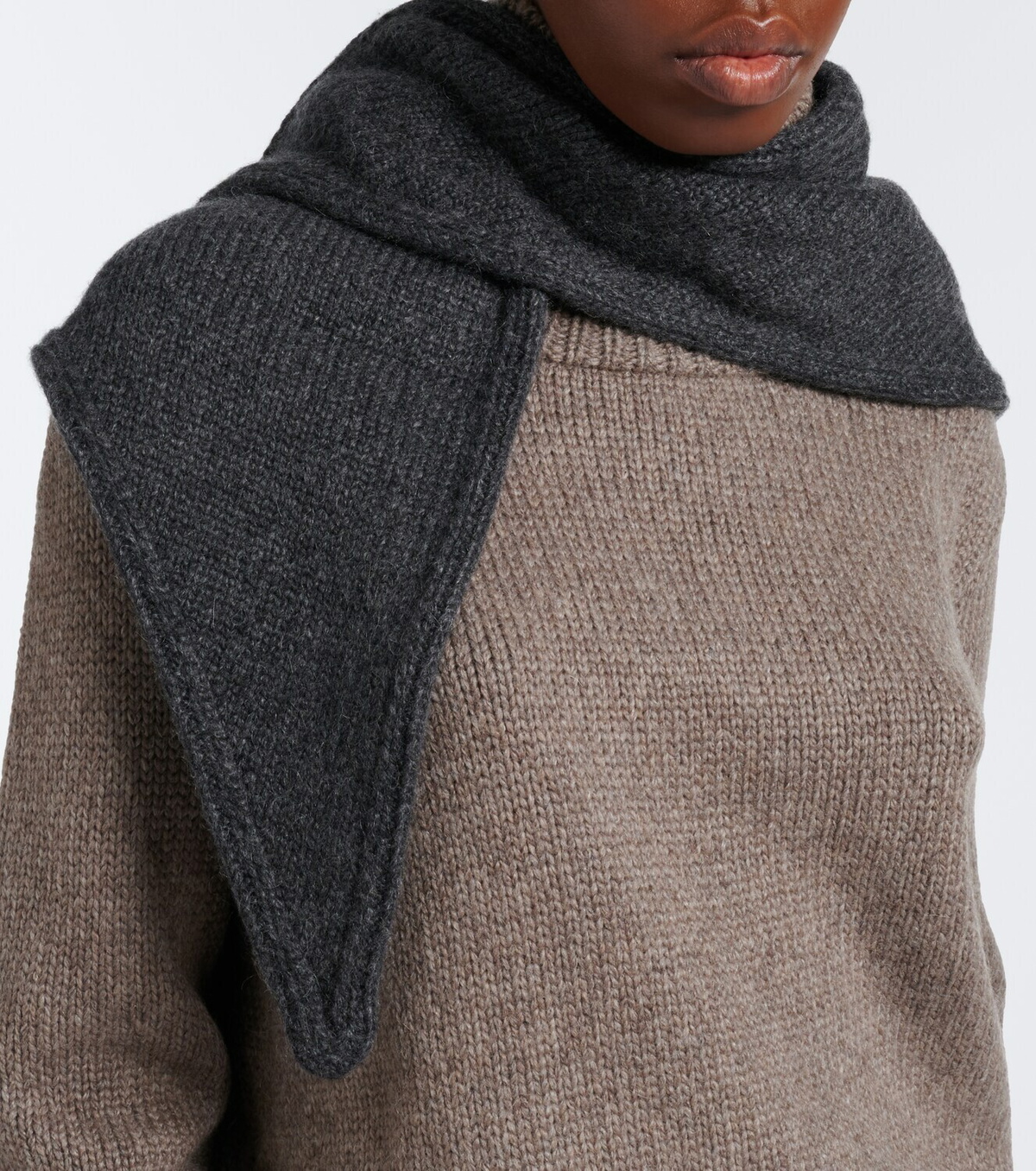 The Row Pyrite cashmere scarf