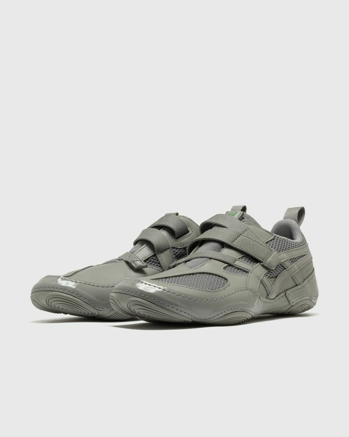 【極美品】ASICS × ISSEY MIYAKE 24cm グレー Issey Miyake x Asics Hyper Taping 1203B819-020 | OVERKILL