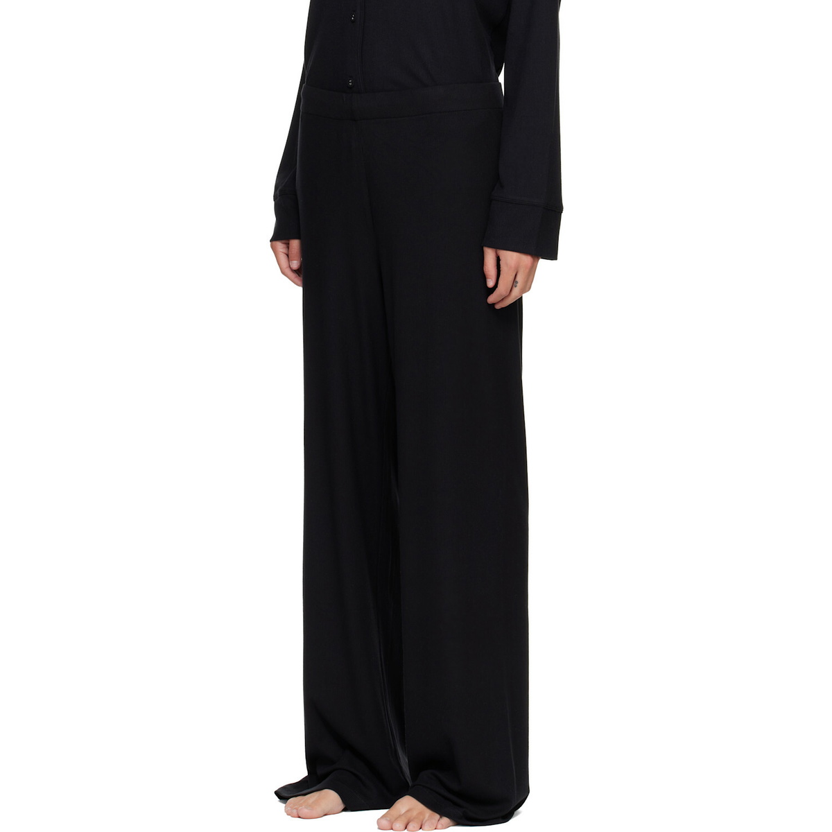 SKIMS Black Soft Lounge Sleep Pyjama Set