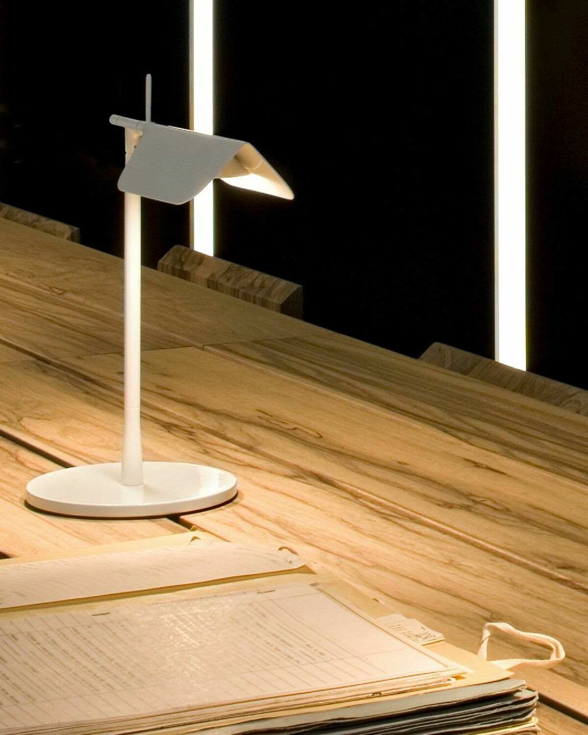 Flos TAB T LED DIM 27K 180° EU/UL/GB BCO White Mens Lighting
