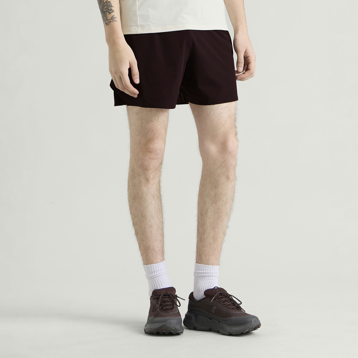 SOAR Men's Run Shorts in Burgundy