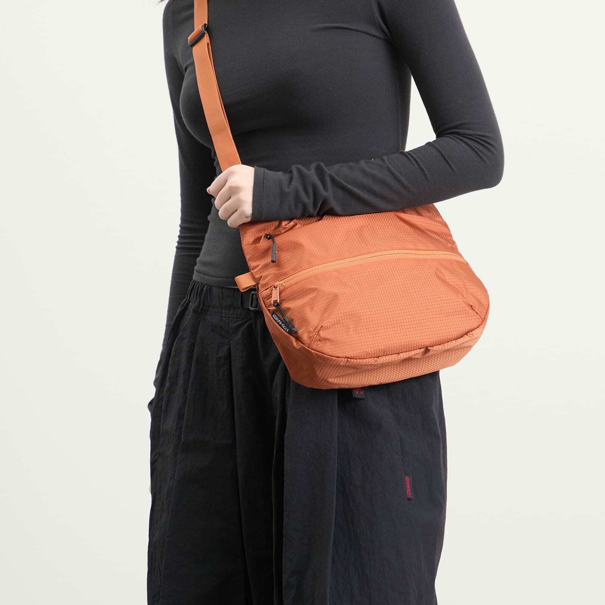 Gramicci Women's Field Sacoche in Orange 