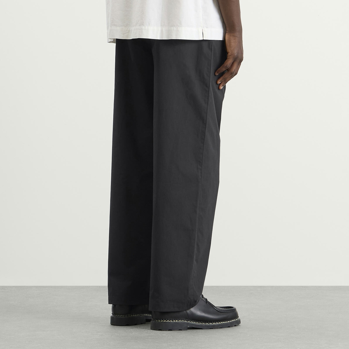 A.P.C. Men's Ricky Pantalon in Black