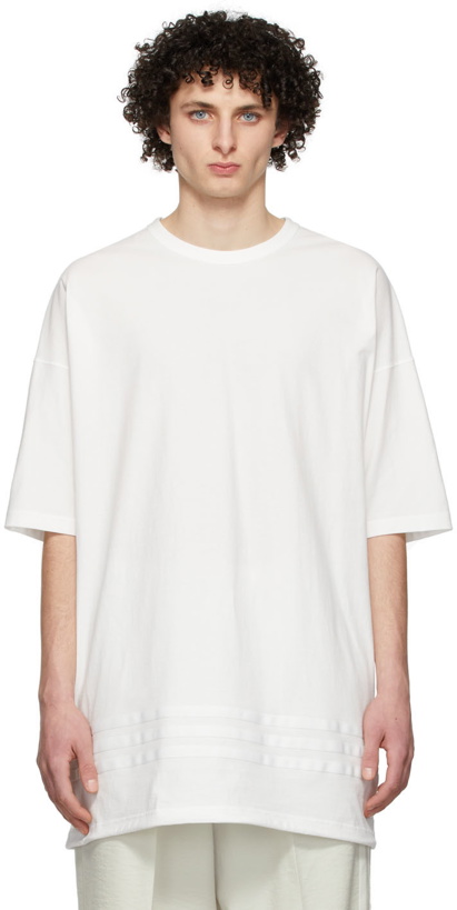 Photo: Y-3 White Oversized Stripes T-Shirt