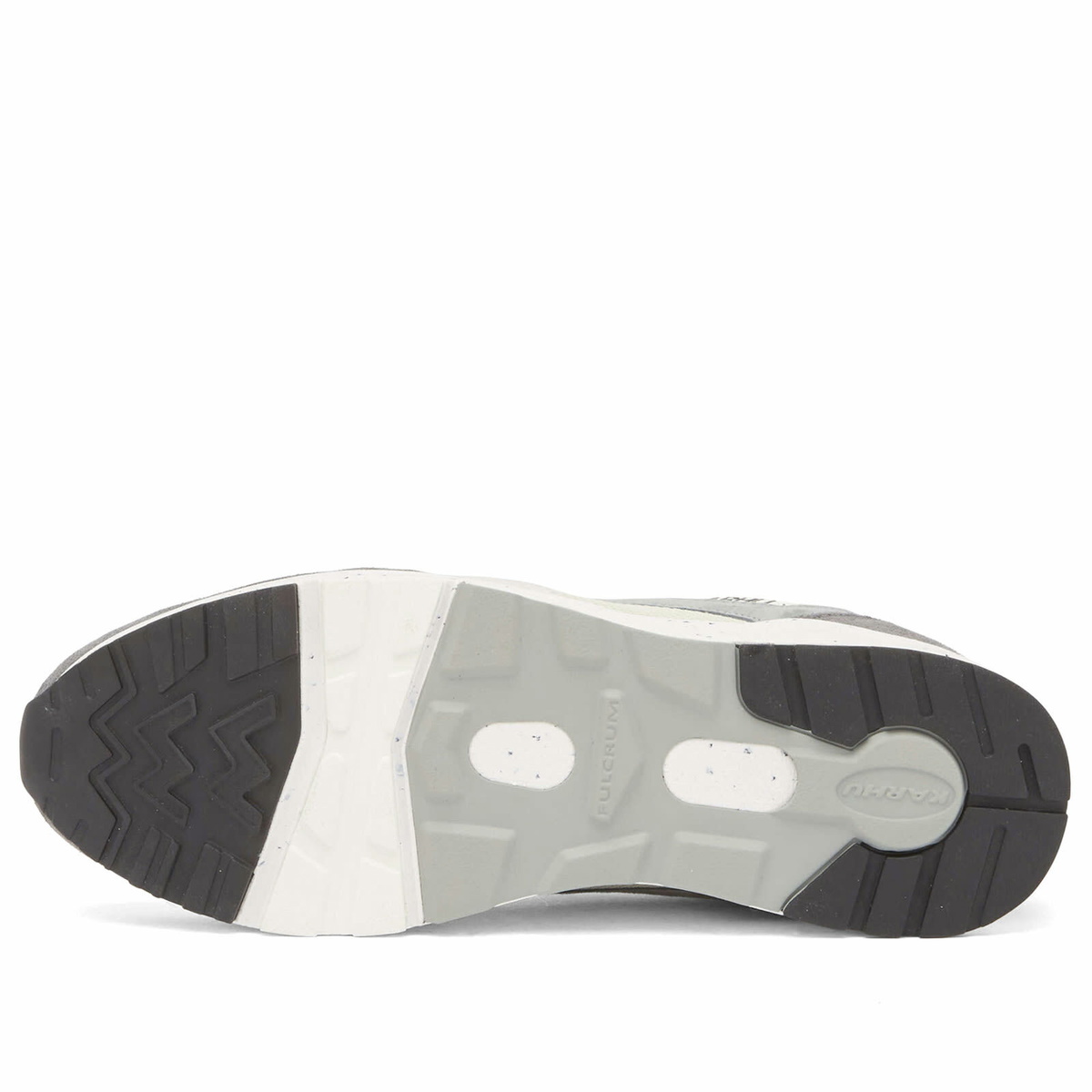 Karhu Men's Fusion 2.0 Sneaker in Limestone/Jet Black